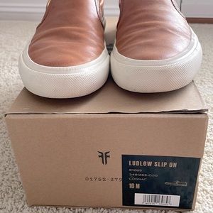 Men’s Frye LudLow Slip on 10M
